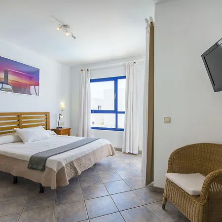 Puerto Rubicon 4* Playa Blanca (Lanzarote)