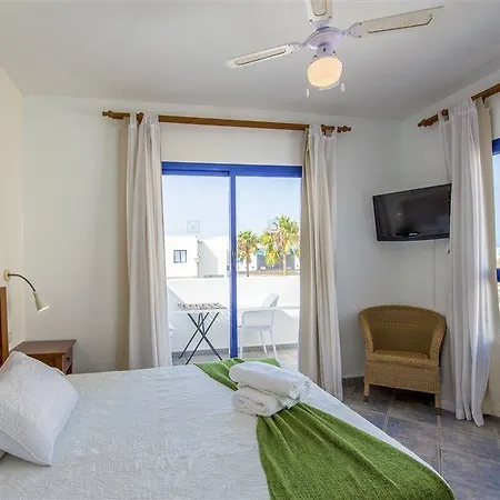 Puerto Rubicon Otel Playa Blanca